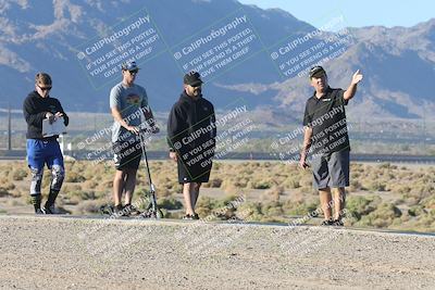 media/Oct-30-2025-Racers Edge (Thu) [[dabbdaf680]]/1-Around the Pits- Track Walk/